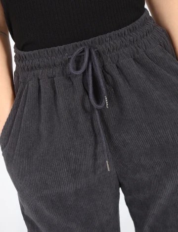 Pantaloni SHEIN, gri