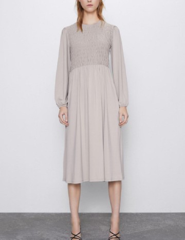 
						Rochie medie Zara, bej