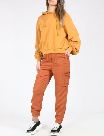 Pantaloni Zara, maro