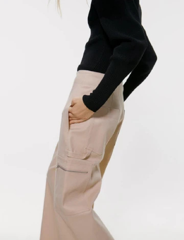 Pantaloni Zara, crem