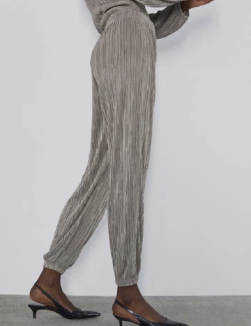 Pantaloni Zara, verde