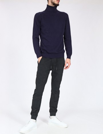 
						Pantaloni Pull&Bear, negru