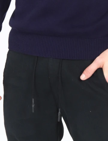 Pantaloni Pull&Bear, negru