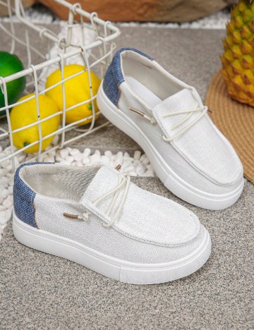 
						Mocasini Shein Kids, alb