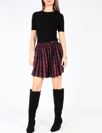 Pantaloni scurti Zara, negru/ floral print