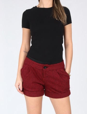 
						Pantaloni scurti Zara, rosu