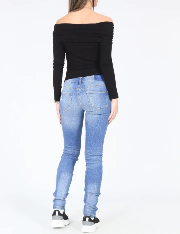 Blugi Bershka, albastru