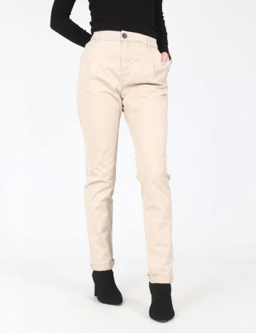 Pantaloni Bershka, crem