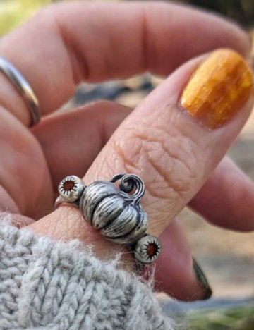 
						Inel SHEIN, argintiu