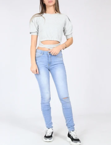 Blugi Bershka, albastru deschis