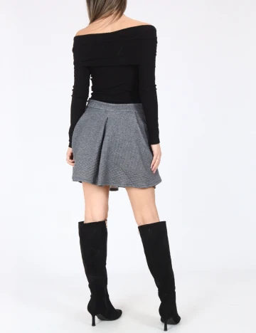 Fusta Bershka, gri