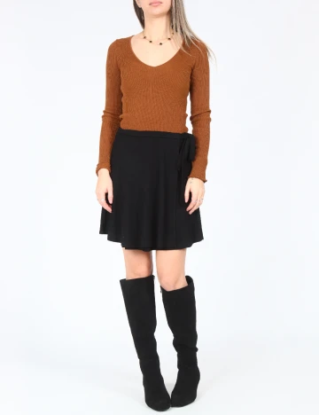 Fusta Bershka, negru