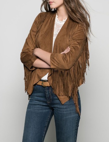 Jacheta Bershka, maro