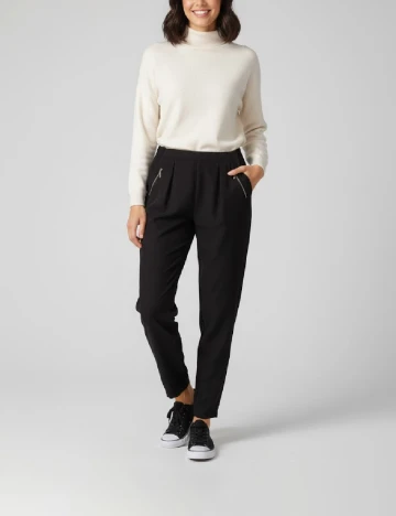 Pantaloni Bershka, negru