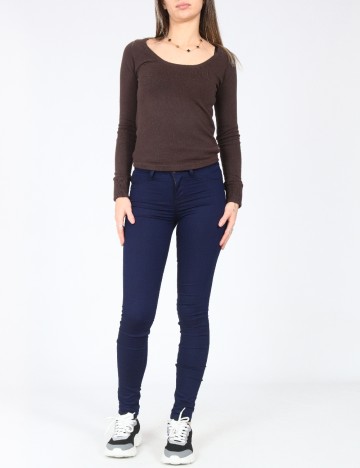 
						Blugi Bershka, bleumarin