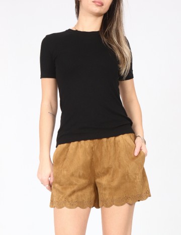 
						Pantaloni scurti Zara, maro