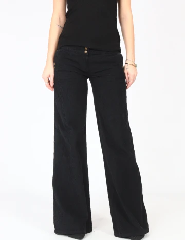 Pantaloni Bershka, negru