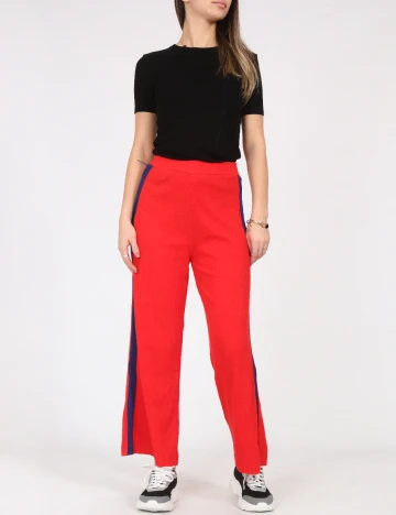 Pantaloni Pull&Bear, rosu