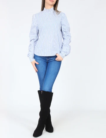 Bluza Bershka, alb/albastru