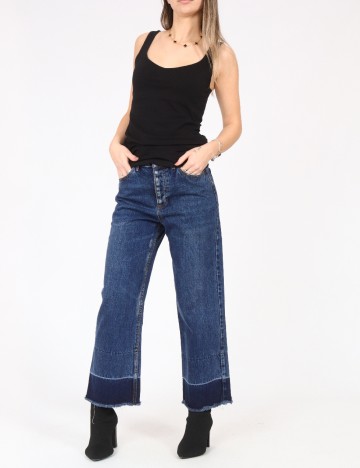 
						Blugi Pull&Bear, albastru