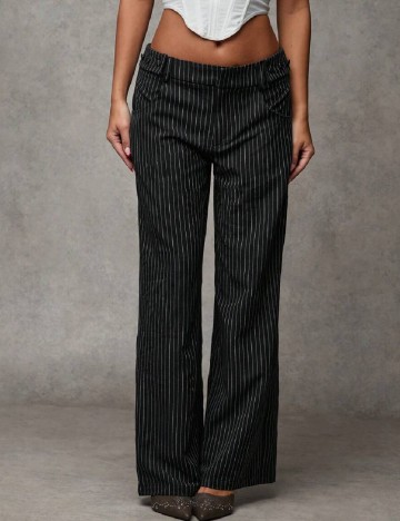 
						Pantaloni SHEIN, negru