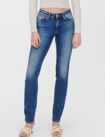 
						Blugi Only, albastru