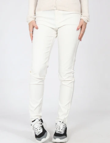 Pantaloni Jacqueline de Yong, alb