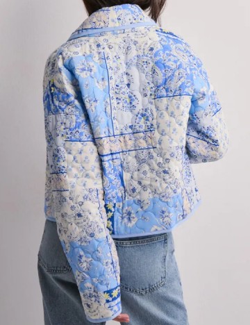 Jacheta Only, albastru