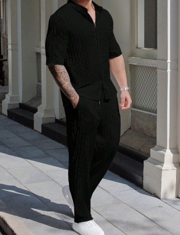 
						Compleu SHEIN Plus Size Men, negru