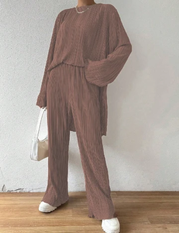 Compleu SHEIN, roz pudra