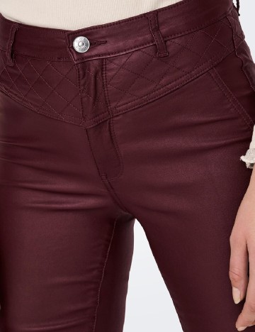 Pantaloni Only, visiniu