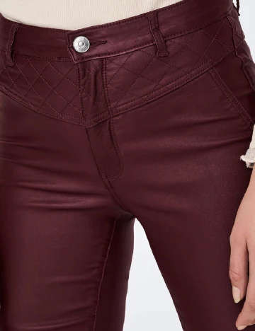 Pantaloni Only, visiniu