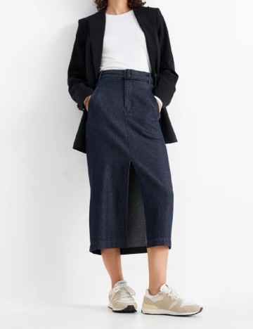 
						Fusta C&A, bleumarin