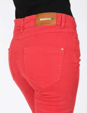 Pantaloni Zara, rosu