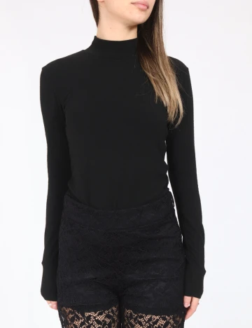 Pantaloni Bershka, negru