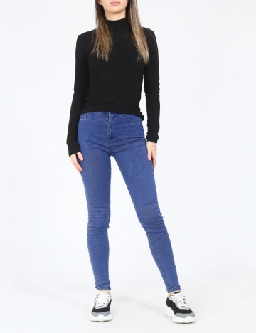 Blugi Bershka, albastru