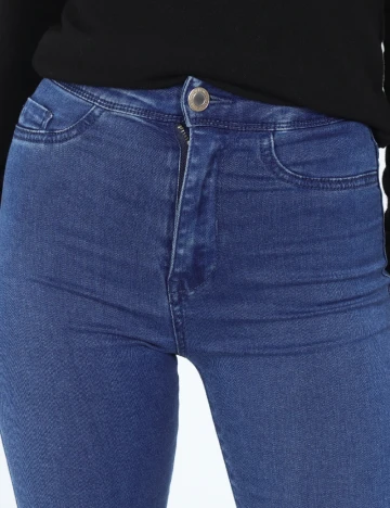 Blugi Bershka, albastru