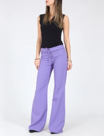 Pantaloni Bershka, mov