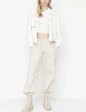 Pantaloni TRENDYOL, ecru