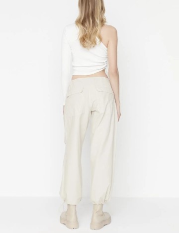 Pantaloni TRENDYOL, ecru