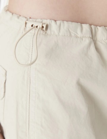 Pantaloni TRENDYOL, ecru