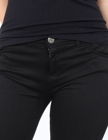 Pantaloni Bershka, negru