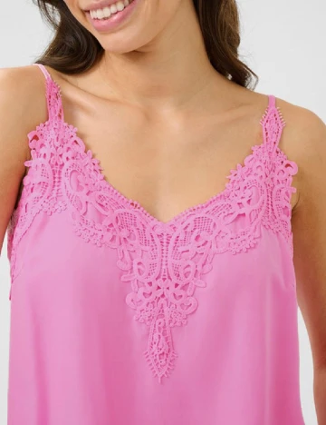 Maiou Cream, magenta