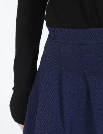 Fusta Zara, bleumarin