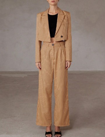 
						Compleu SHEIN, maro deschis