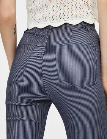 Pantaloni Pull&Bear, albastru, 38