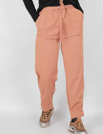 Pantaloni Clockhouse, maro deschis, 34 Maro